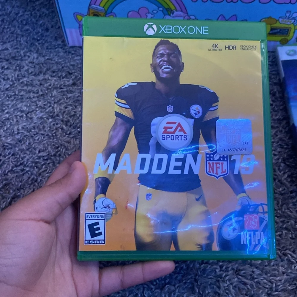 Xbox one and Xbox 360 CDs